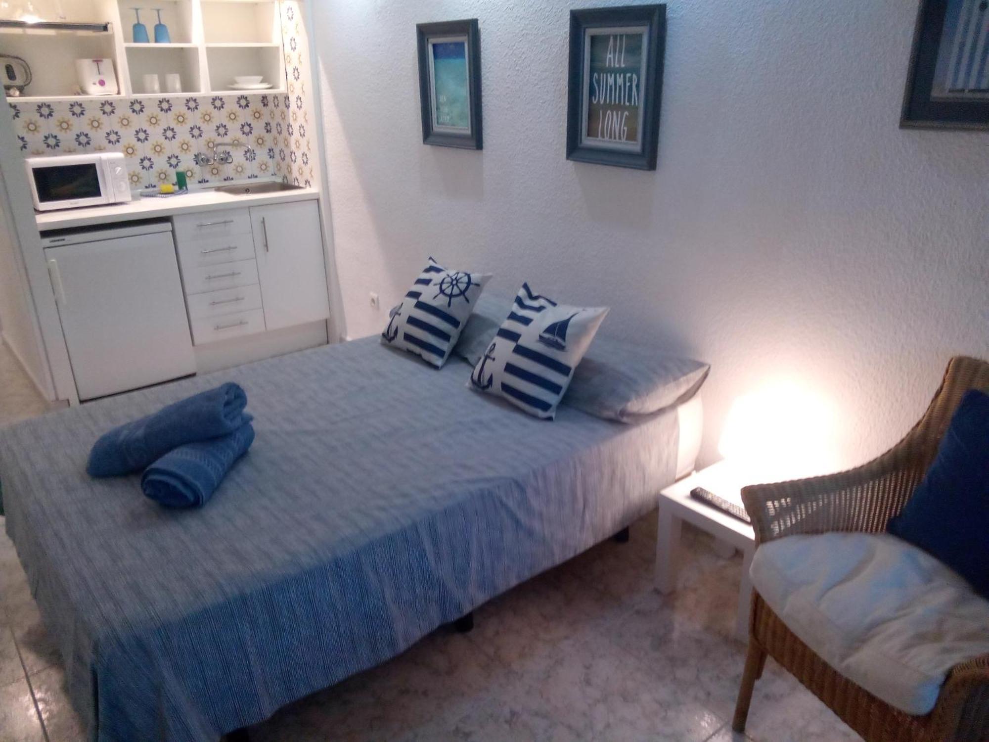 Los Cisnes Beach Studio 100m Playa Apartment *